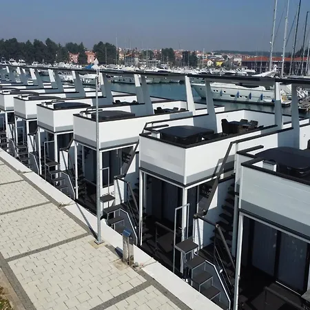 Botel Dream Houseboat With Sea View And Hot Tub 3*