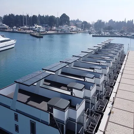 Dream Houseboat With Sea View And Hot Tub Botel Novigrad (Istria)